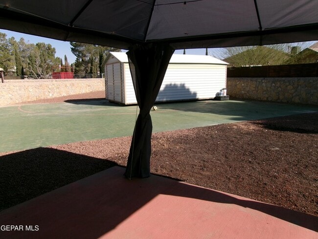 Building Photo - 3454 Broken Arrow Dr