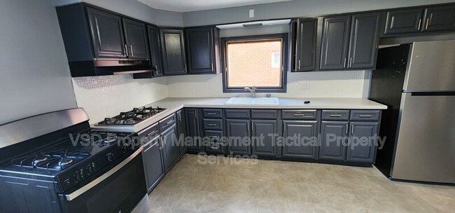 Building Photo - 20115 Libby Rd