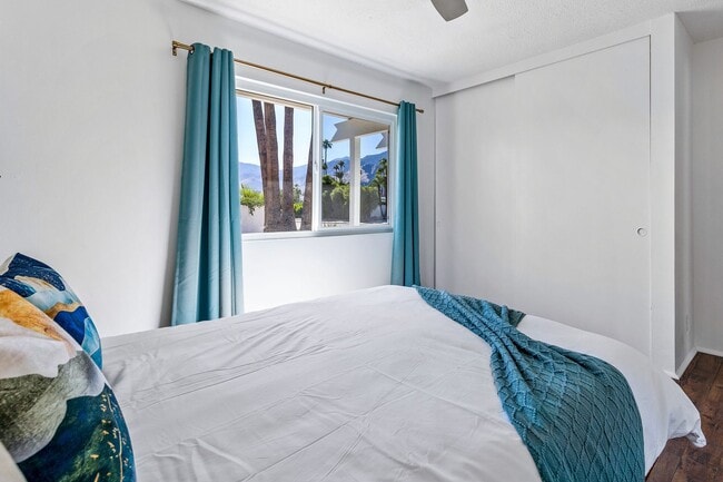 Building Photo - Desert Xscape - Pool, Jacuzzi, and Pet Friendly! (Monthly Only - No Long Term)