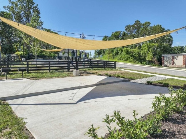 Building Photo - Be the first to live here. Donelson Nashvi...