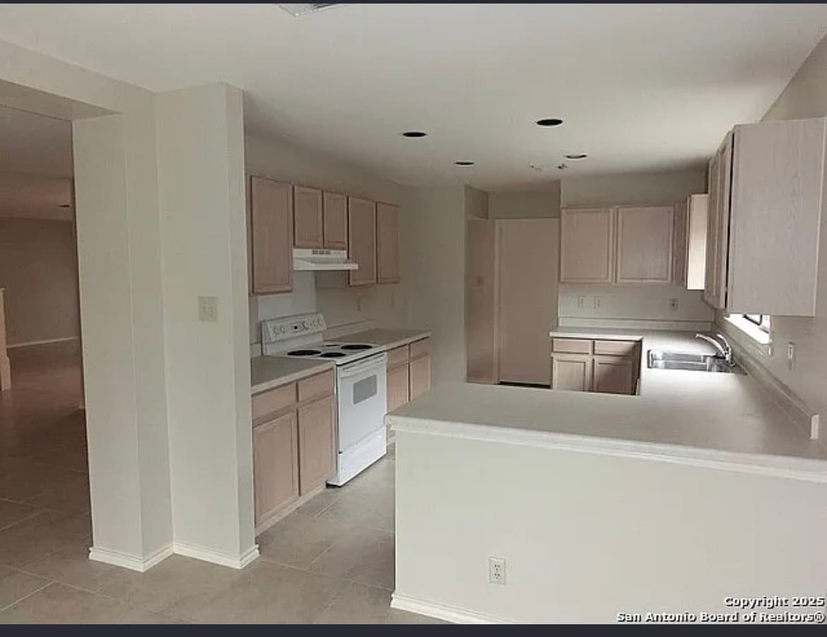 Building Photo - 13154 Regency Bnd