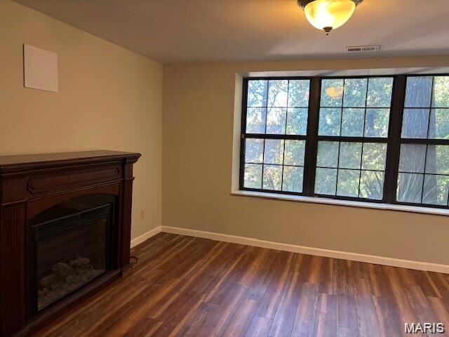 Building Photo - 1599 Paradise Valley Dr