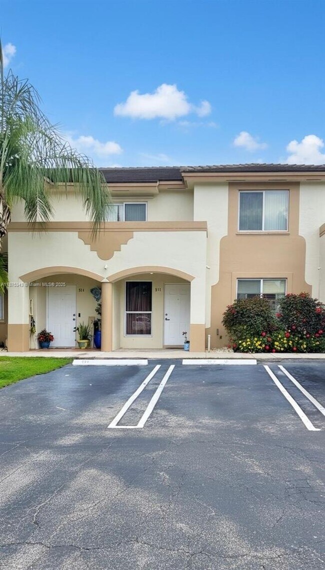 Primary Photo - 6656 SW 116th Ct