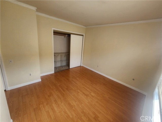 Building Photo - 7432 Hazeltine Ave