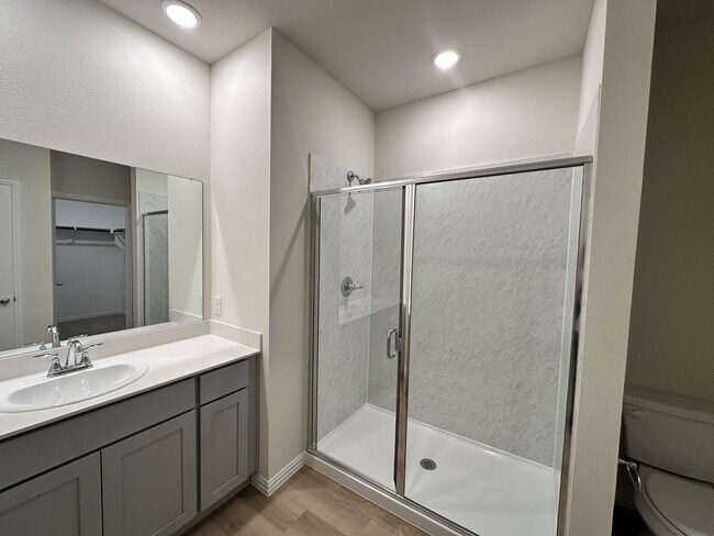 Building Photo - 1821 Aleia Cv