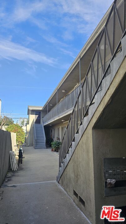 Building Photo - 1543 Euclid St