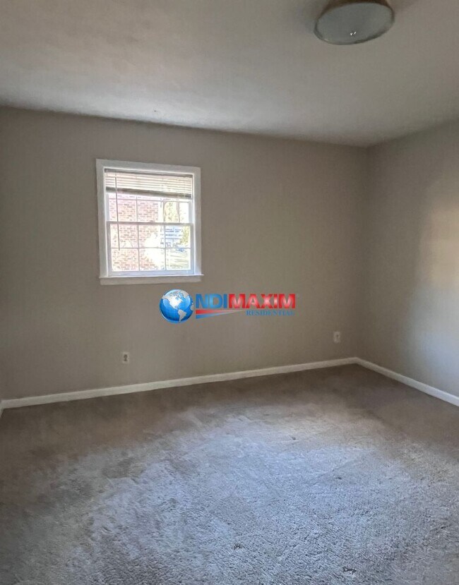 Building Photo - Beautiful ranch in GRAYSON cluster in Snellville
