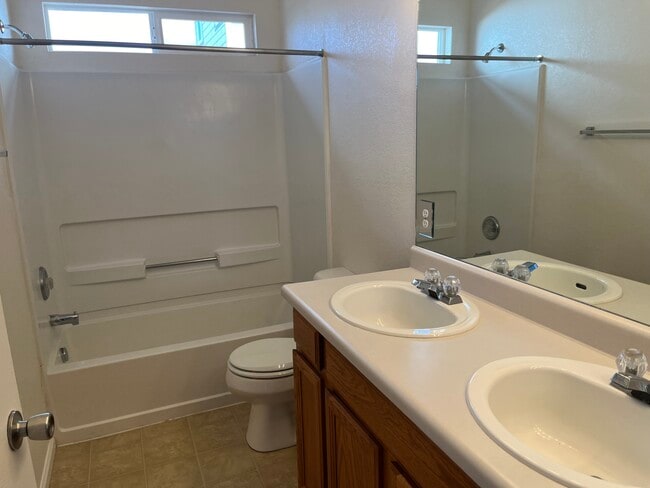 Building Photo - 12583 Pine Valley Cir