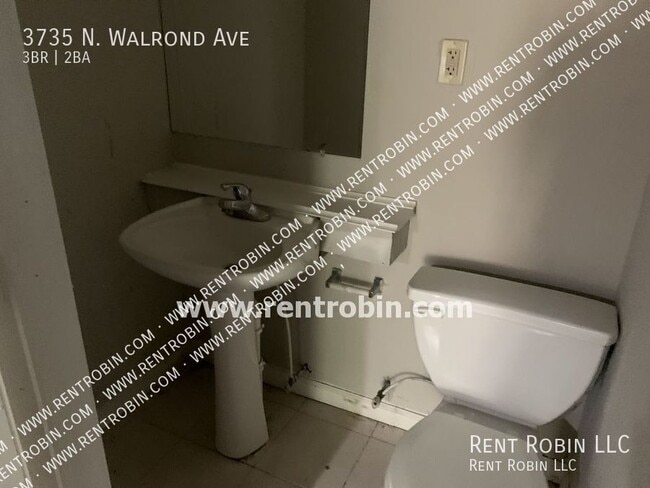Building Photo - 3735 N Walrond Ave