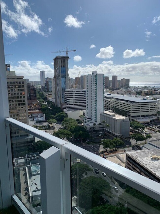 Building Photo - Moana Pacific - 2 bedroom plus den, 2 bath Condo with 2 parking - avail now!