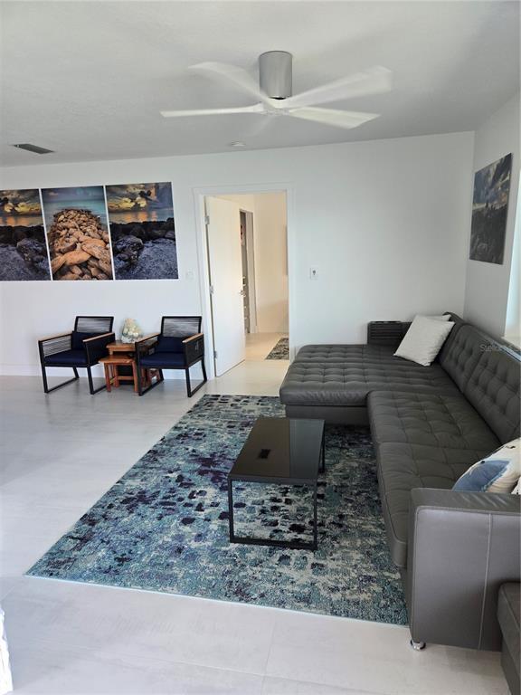 Building Photo - 1515 Pinellas Bayway S