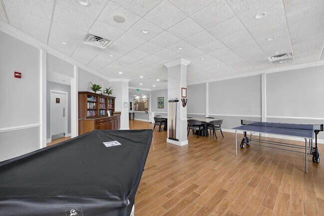 Building Photo - 9650 S Ocean Dr