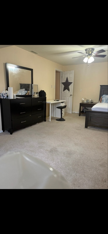 Building Photo - 932 N Winnifred St