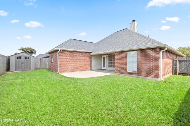 Building Photo - 133 Wild Rose Ln