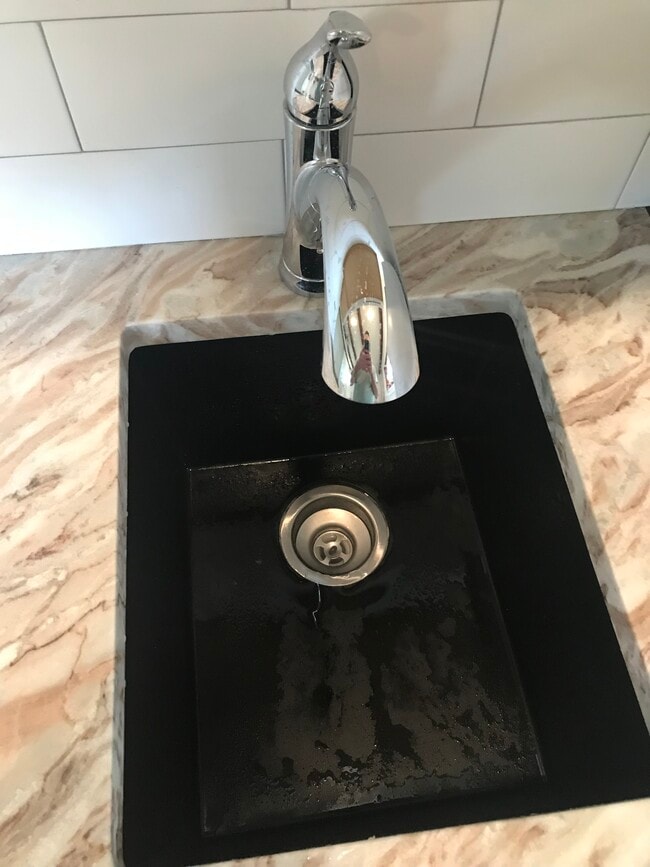 Building Photo - 228 Hawthorne Rd