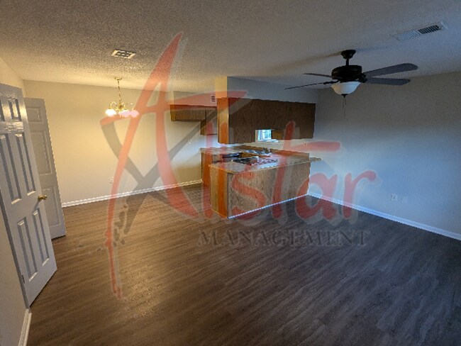 Building Photo - 8061 Martha Ann Ln