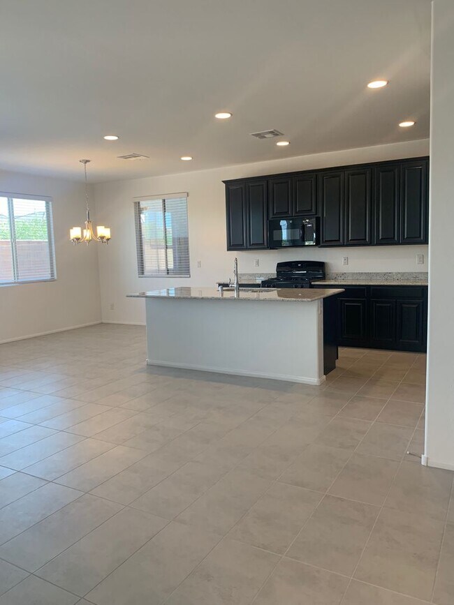 Building Photo - Brand New Home for Rent in Mountains Edge