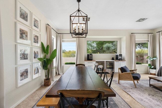 Building Photo - 5404 E Lonesome Trail