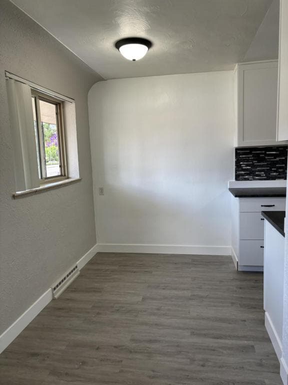 Building Photo - 347 N Washington Ave