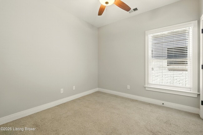 Building Photo - 10910 Kings Crown Dr