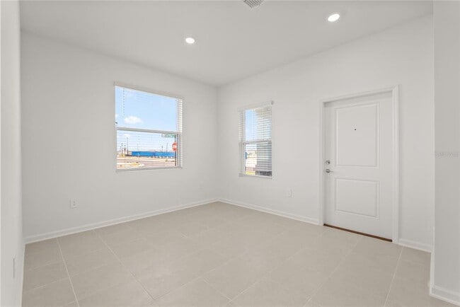 Building Photo - 2989 Namaste Dr