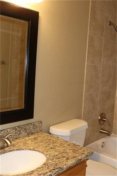 Building Photo - 19434 Glenway Falls Dr