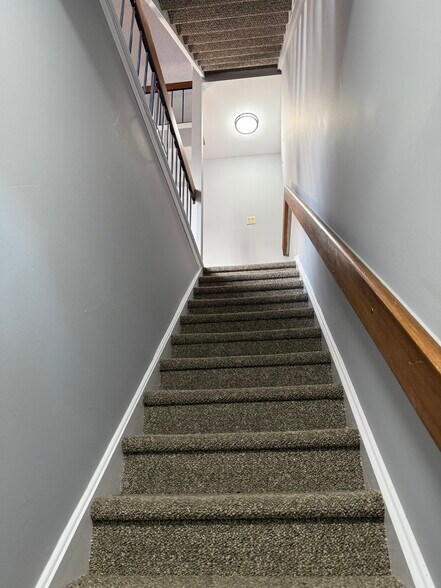 Primary Photo - 2704 Tarnbrook Dr