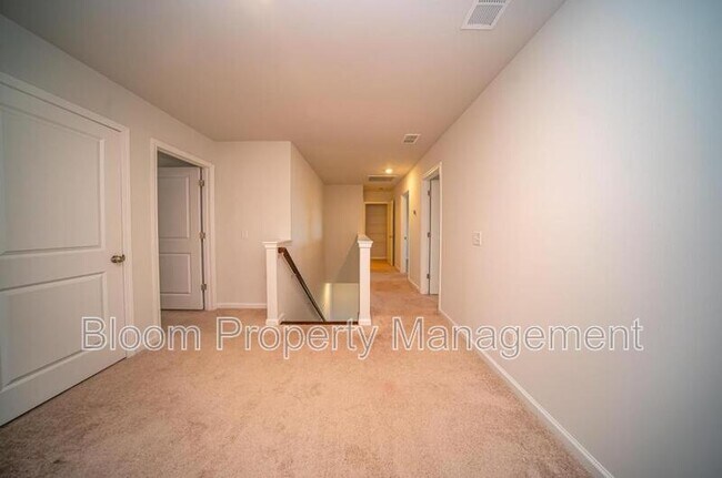 Building Photo - 107 Goose Rd