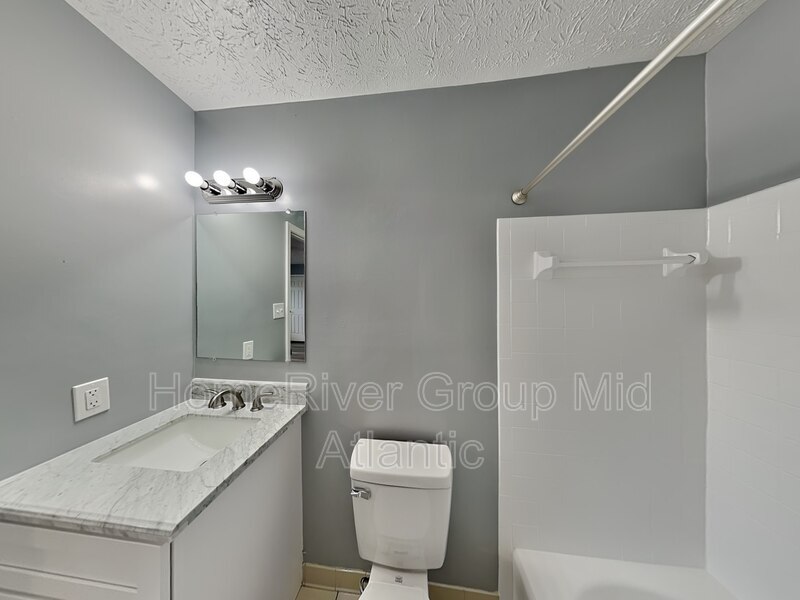 Building Photo - 5543 E Boniwood Turn