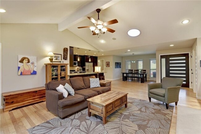 Building Photo - 510 Bulian Ln