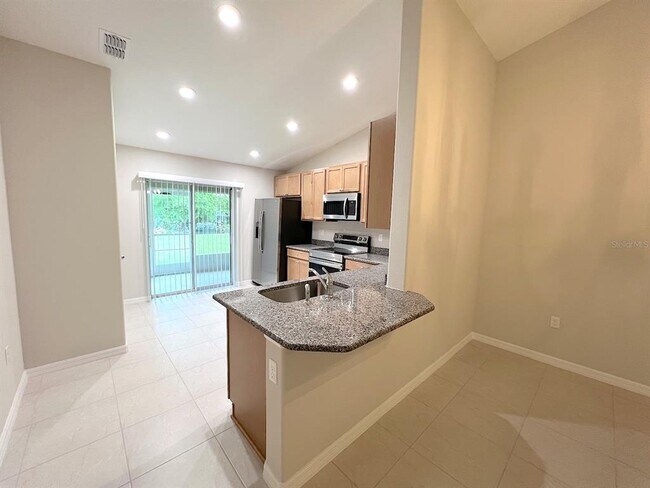 Building Photo - 111 Rolling Sands Dr