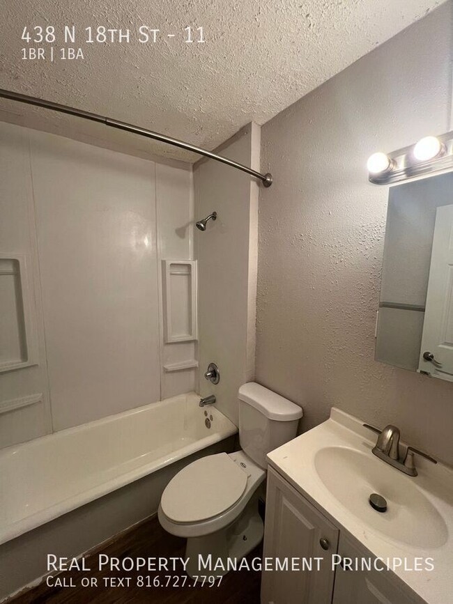 Building Photo - 438 N 18th St