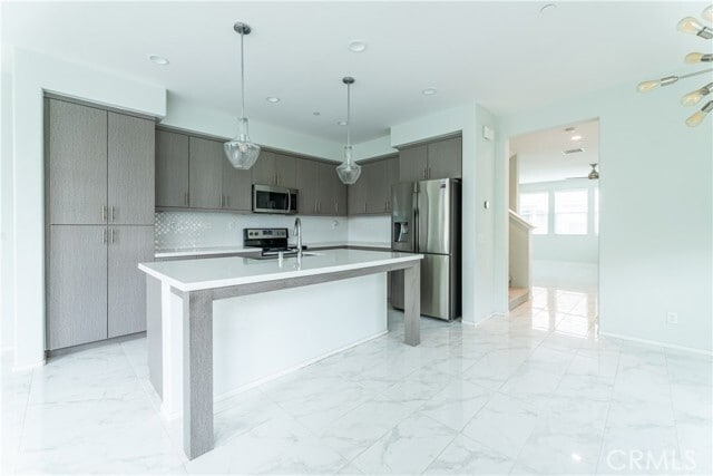 Building Photo - 5720 Spring St