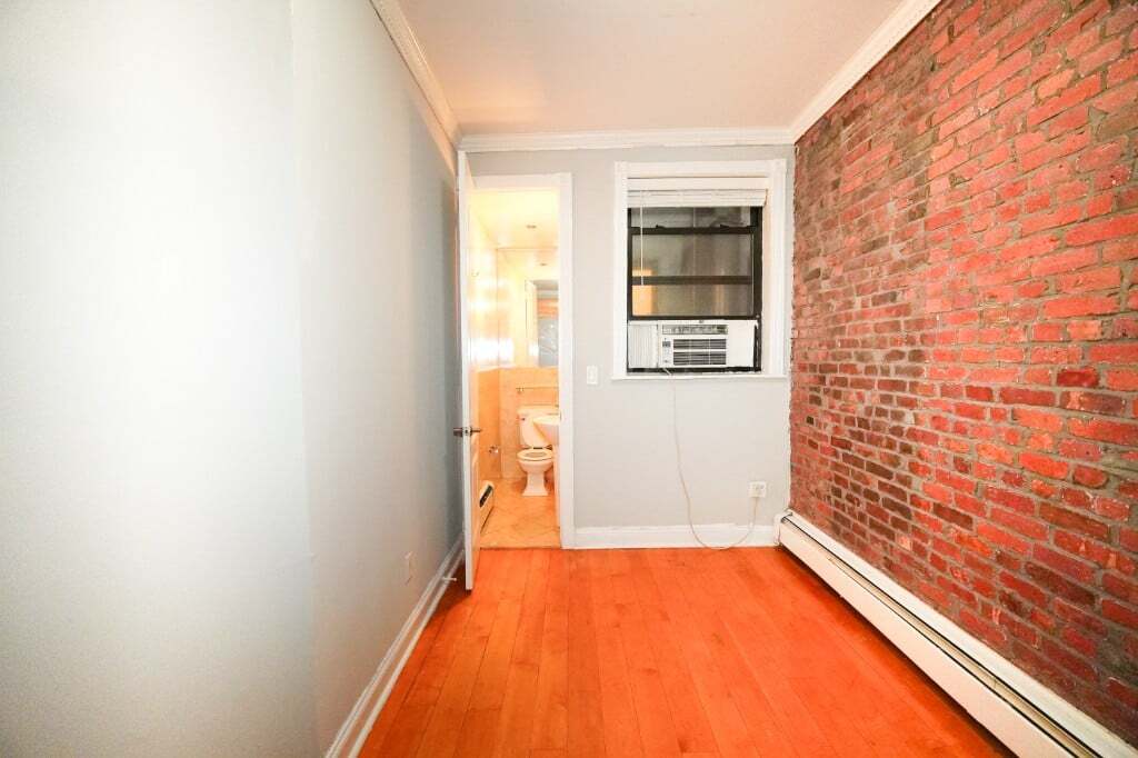 Building Photo - 42 Avenue B