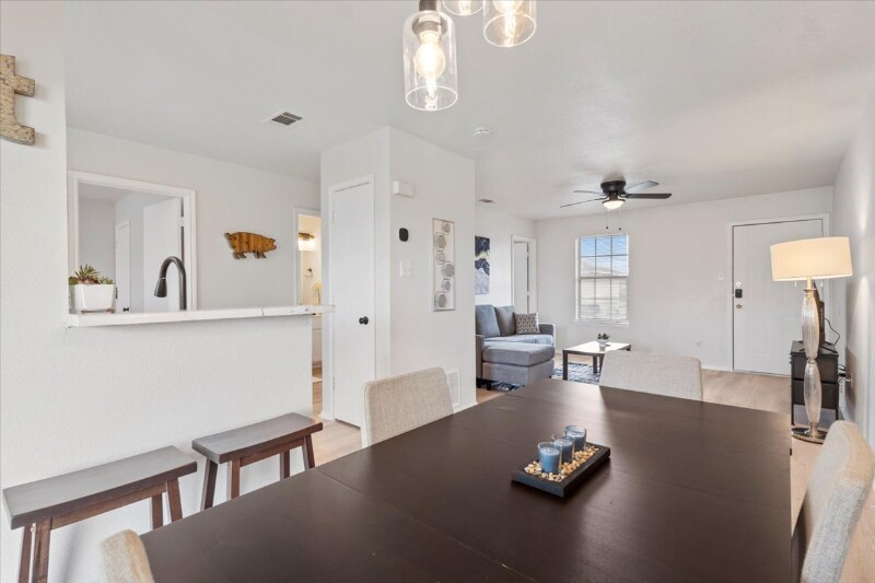 Building Photo - 5810 Redstone Dr