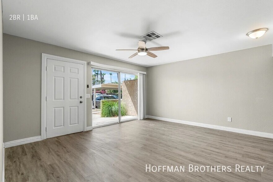 Primary Photo - 32450 Candlewood Dr