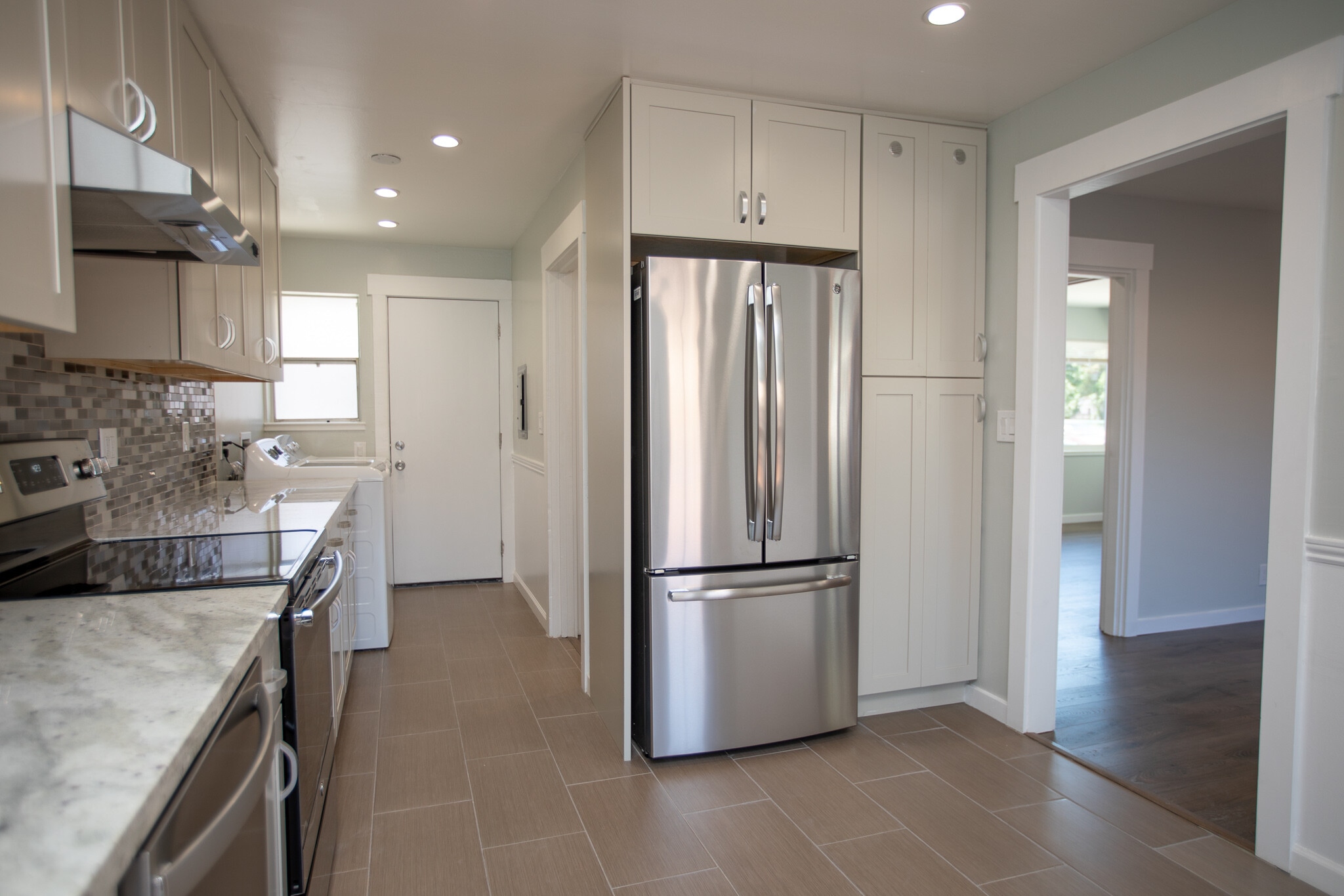 Building Photo - 2103 S Delaware St