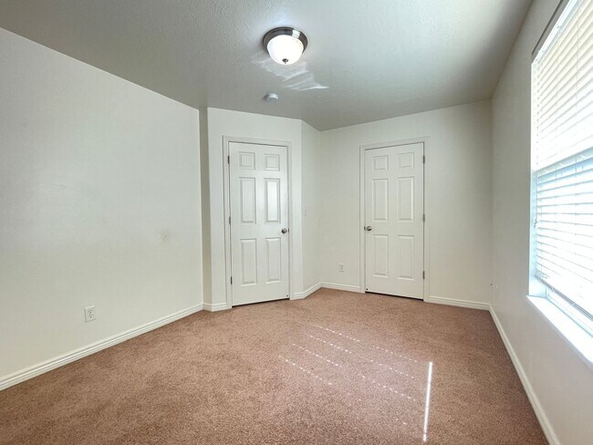 Building Photo - 5543 Copper Park Dr