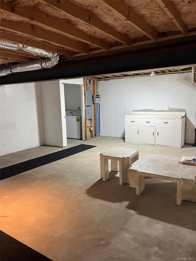 Building Photo - 6-8 Marion Ave