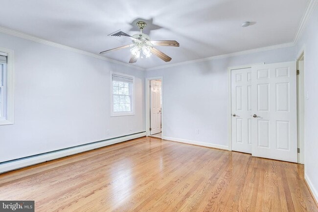 Building Photo - 3809 Great Neck Ct