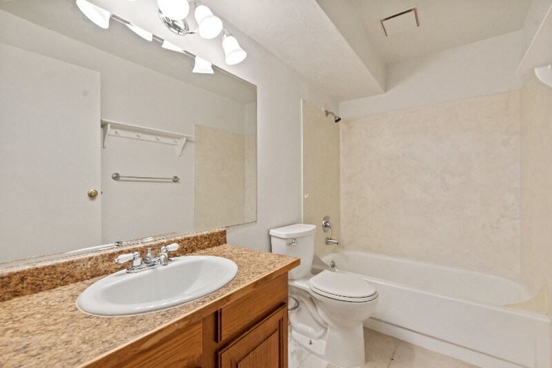 Building Photo - 765 Meaghan Pl