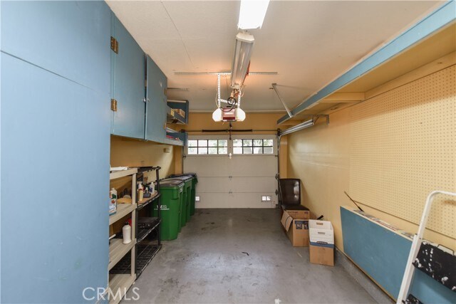Building Photo - 145 Stanford Ct