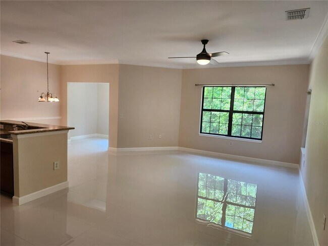 Building Photo - 2279 Portofino Pl