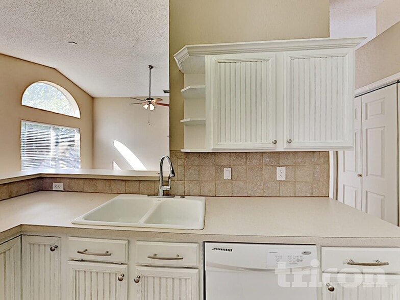 Building Photo - 9036 Stillwater Trail