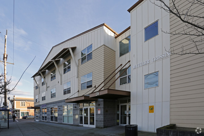 Primary Photo - McCuller Crossing Apartments
