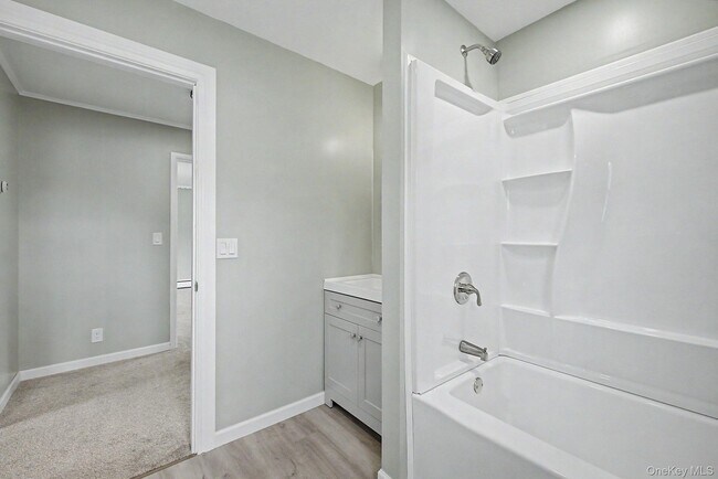 Building Photo - 2585 State Rte 55