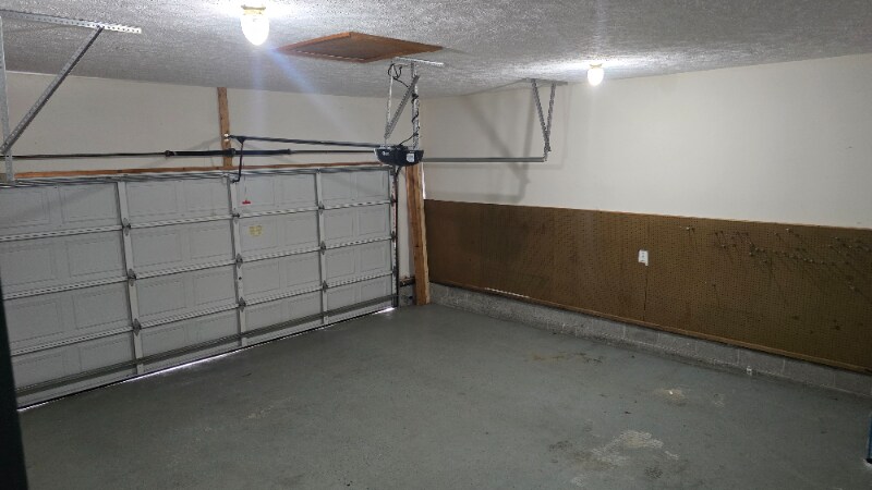 Building Photo - 102 Jewell Ave