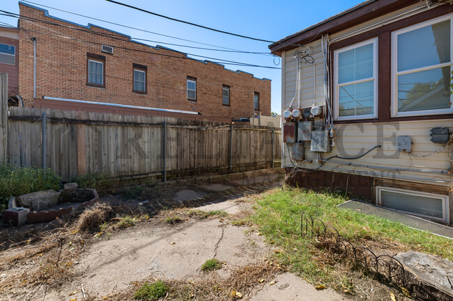 Building Photo - 1144 S Pattie St