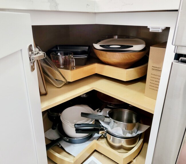 Coffee Bar - 2414 44th St