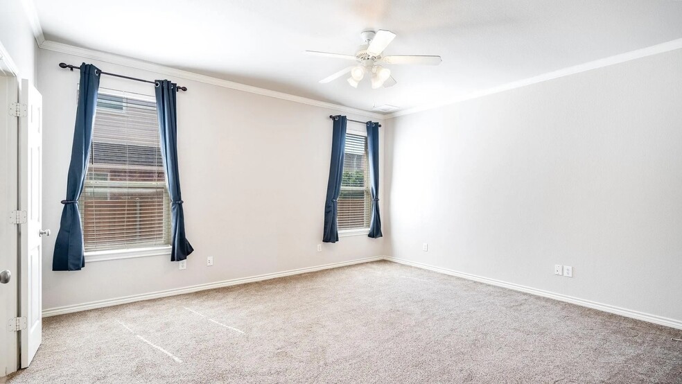 Master Bedroom - 4305 Orchard Gate Ln
